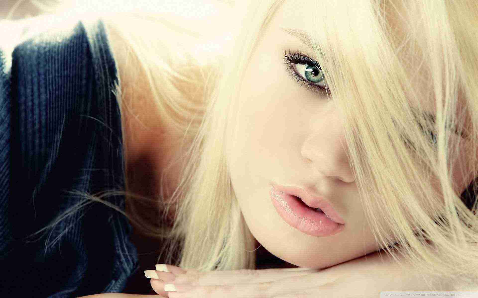 聚倫色：標(biāo)題重寫(xiě)為：聚倫色：探尋色彩之美